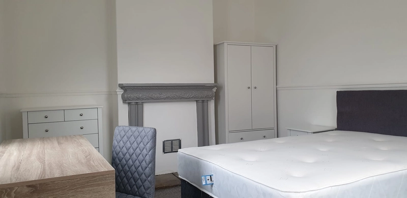 8 Rosemary Lane, LN2 5AT - 2 BED - Thumbnail 3